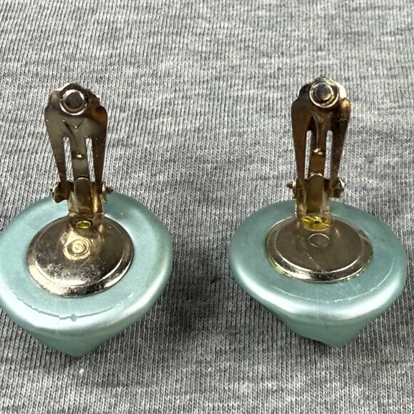 Vintage Mint Green Clip-On Earrings Textured Design Lightweight Costume Jewelry - Picture 6 of 16